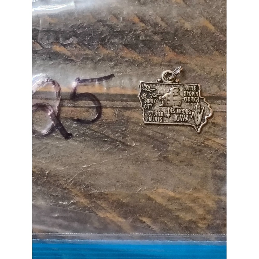 Vintage Iowa State Map Travel Souvenir Charm Sterling Silver Des Moines Corn